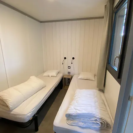 База отдыха A L'edune 6 Ou 12pers Avec Mon2eme Beau Standing Piscine Couverte Chauffee A 150m De La Wifi Inclus Жуллувиль-ле-Пен