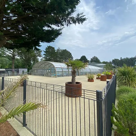 A L'edune 6 Ou 12pers Avec Mon2eme Beau Standing Piscine Couverte Chauffee A 150m De La Wifi Inclus База отдыха Жуллувиль-ле-Пен