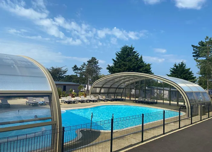 A L'edune 6 Ou 12pers Avec Mon2eme Beau Standing Piscine Couverte Chauffee A 150m De La Wifi Inclus Kompleks wypoczynkowy Jullouville-les-Pins