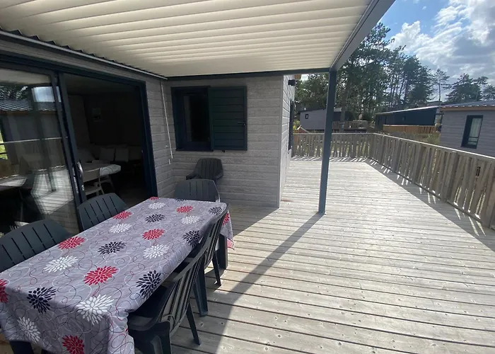 Kompleks wypoczynkowy A L'edune 6 Ou 12pers Avec Mon2eme Beau Standing Piscine Couverte Chauffee A 150m De La Wifi Inclus